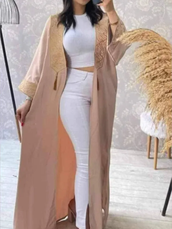 المنتج Abaya brodée en calligraphie arabe élégante صورة
